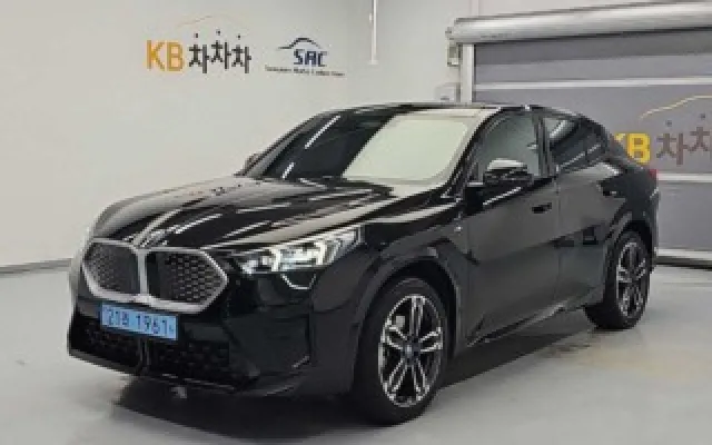 수원중고차량할부 iX2 (U10) eDrive20 M 스포츠 매물 사진 8 - 2025/04 22,127km