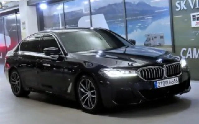 수원중고차량할부 5시리즈 (G30) 520i M 스포츠 매물 사진 4 - 2022/01 129,630km